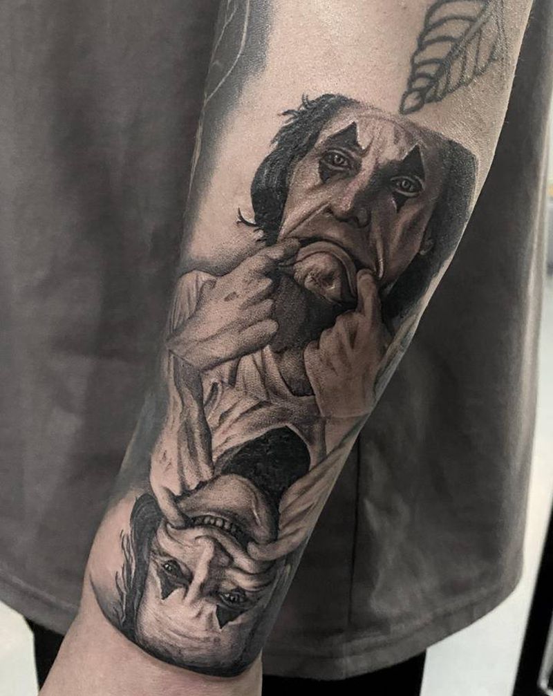 小丑剧照纹身图片_手臂纹身图案