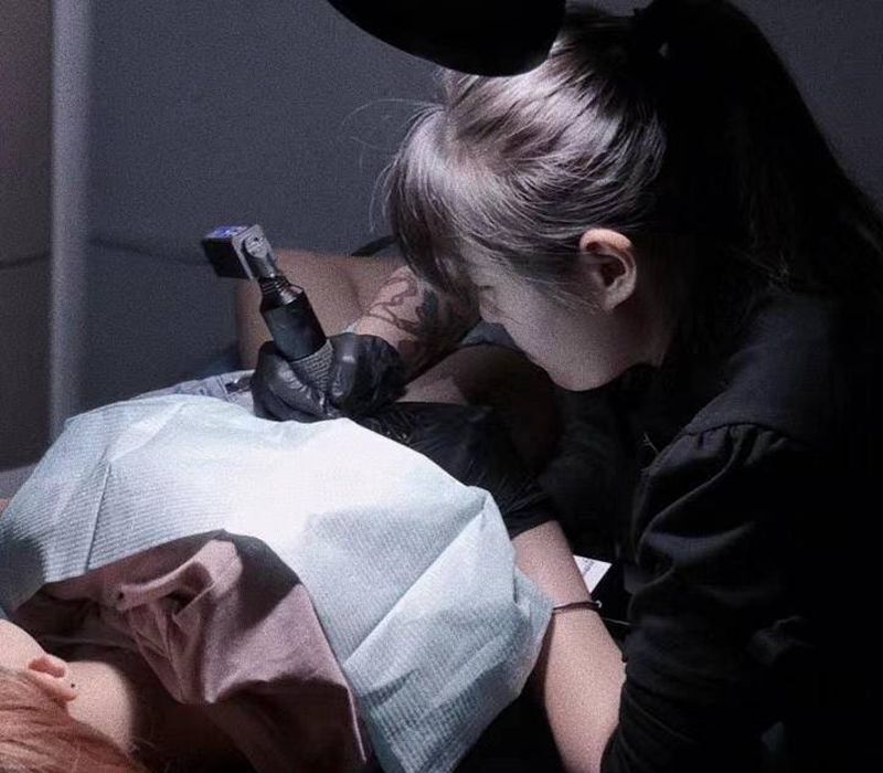 工作花絮纹身图片_手臂纹身图案