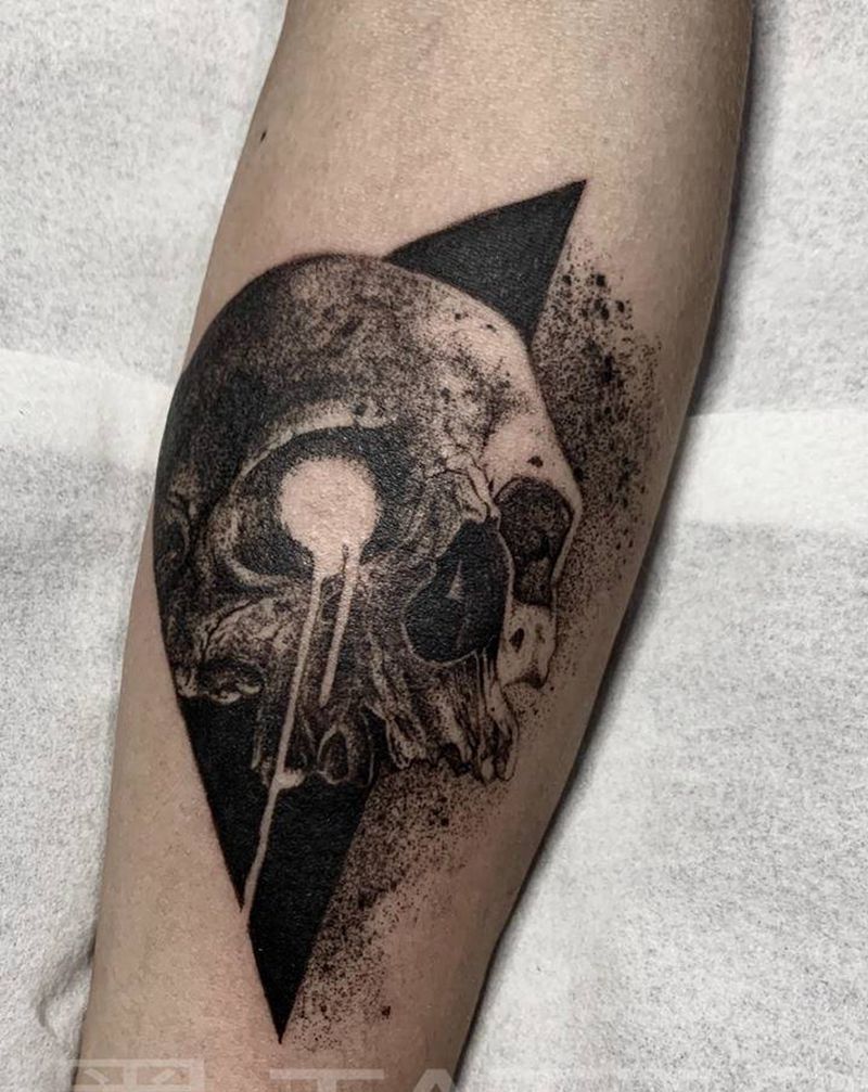 骷髅点刺纹身图片_手臂点刺欧美写实纹身图案