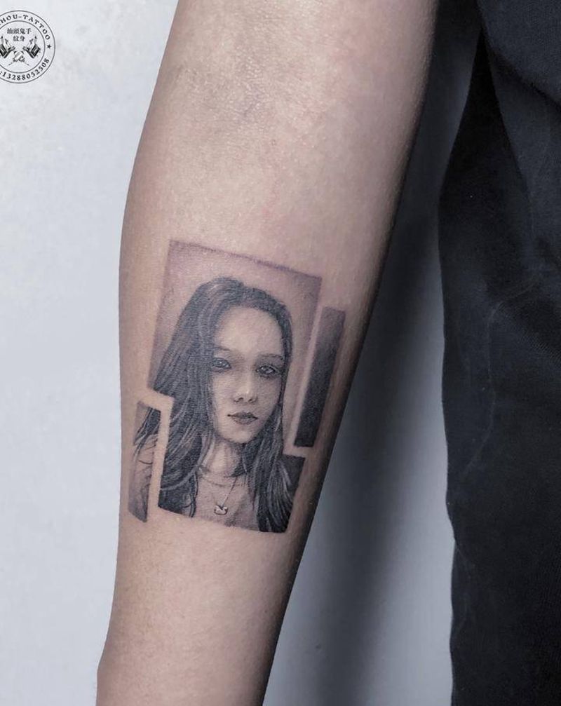 顾客的女朋友纹身图片_手臂纹身图案