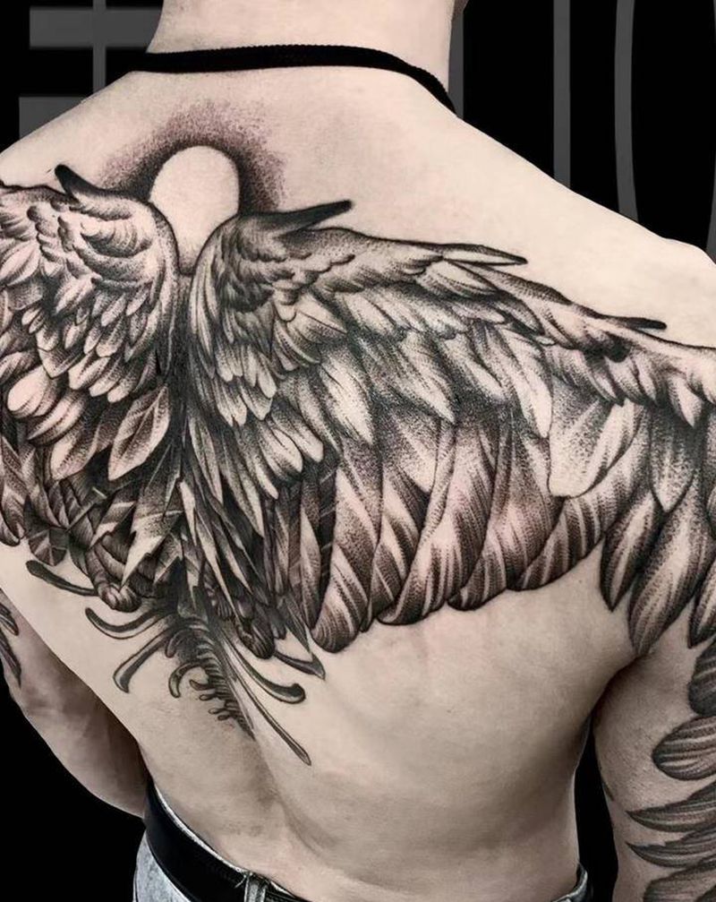 翅膀纹身图片_手臂肩部纹身图案