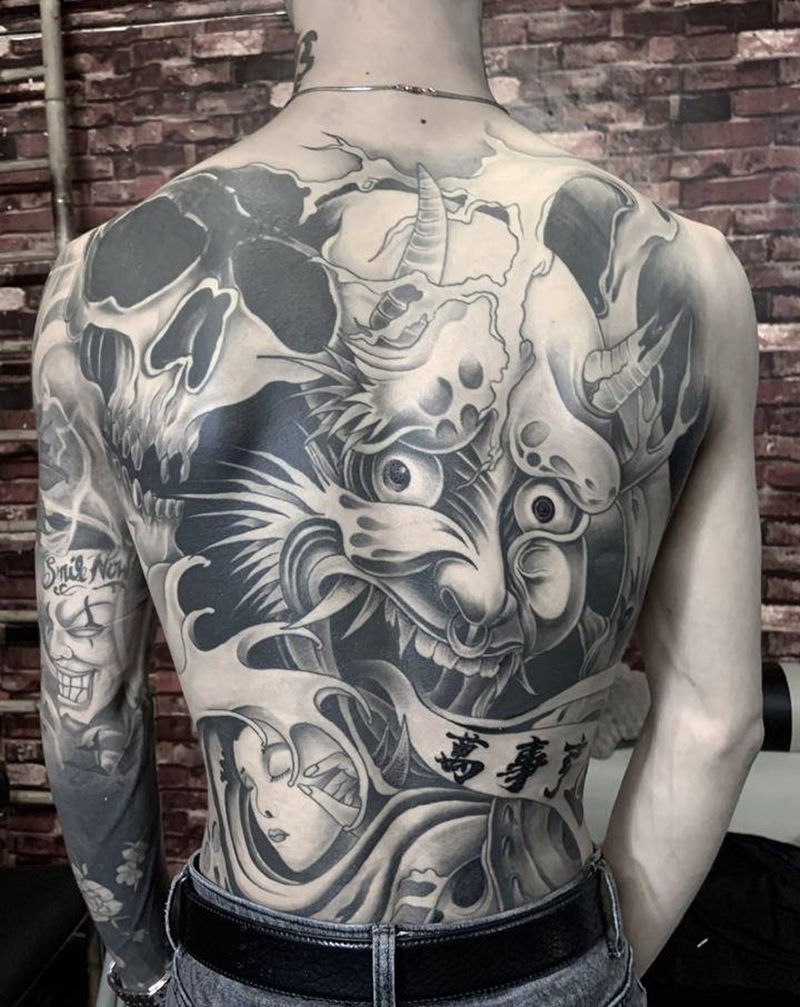 满背般若纹身图片_背部新传统纹身图案