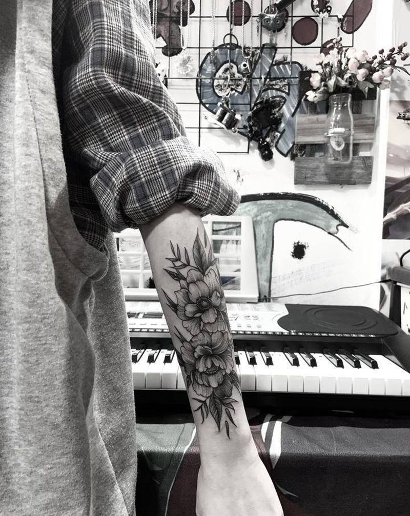 素花纹身图片_手部纹身图案