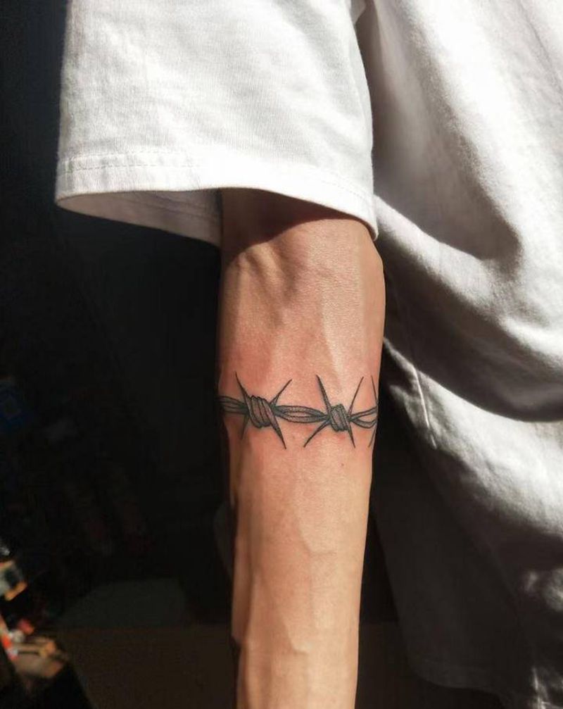 荆棘纹身作品纹身图片_手臂纹身图案