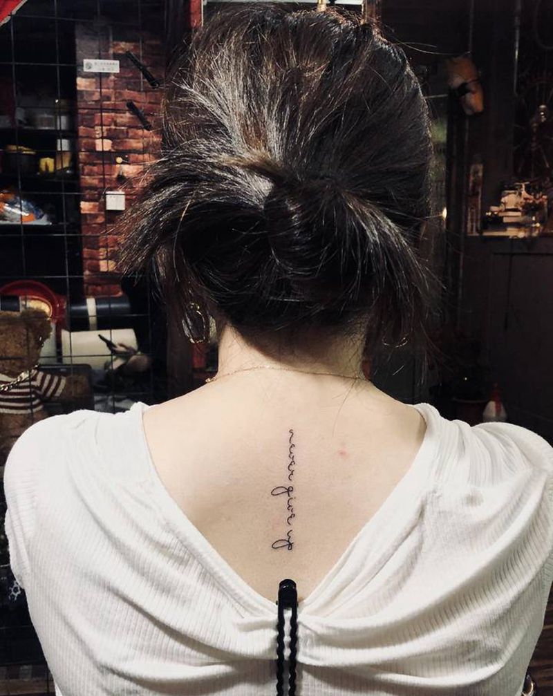 小清新纹身图片_肩部纹身图案