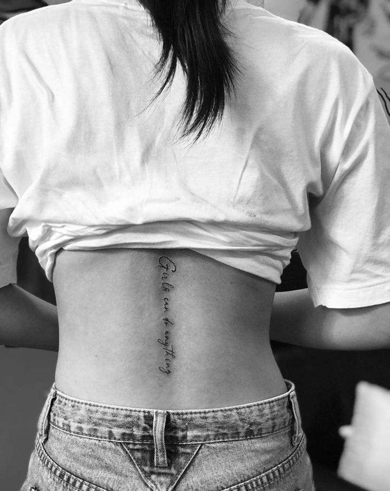 做自己的女孩纹身图片_腰部纹身图案