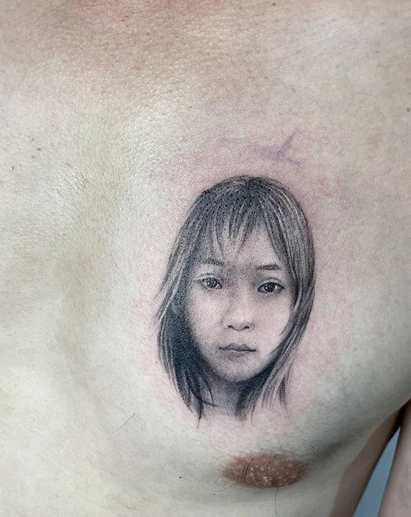 肖像照片纹身图片_胸部纹身图案