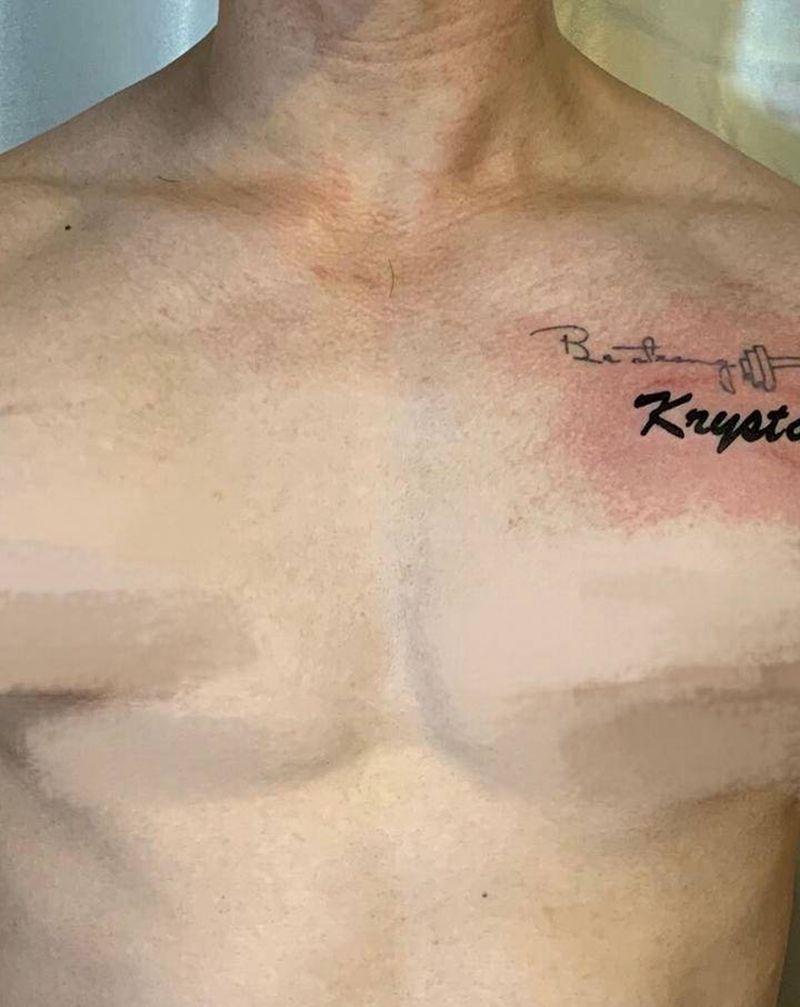 英文作品纹身图片_肩部纹身图案