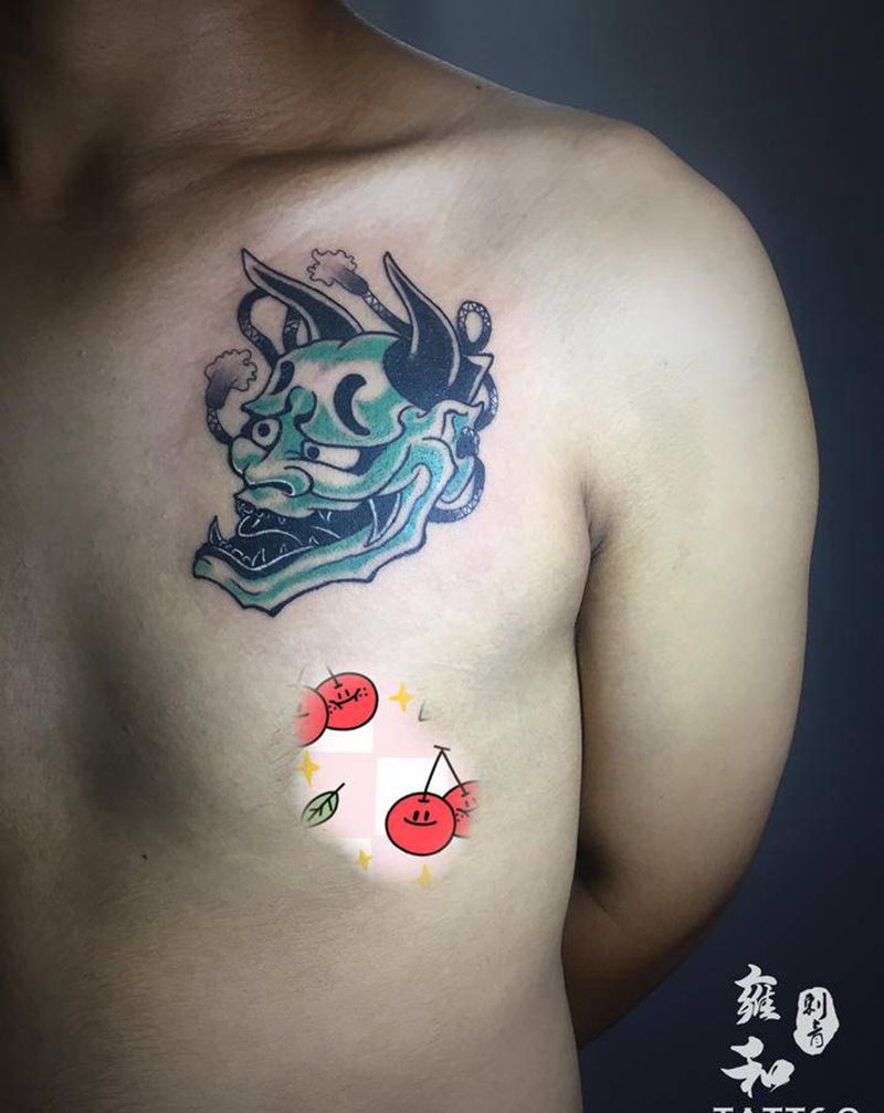 般若纹身图片_胸部纹身图案