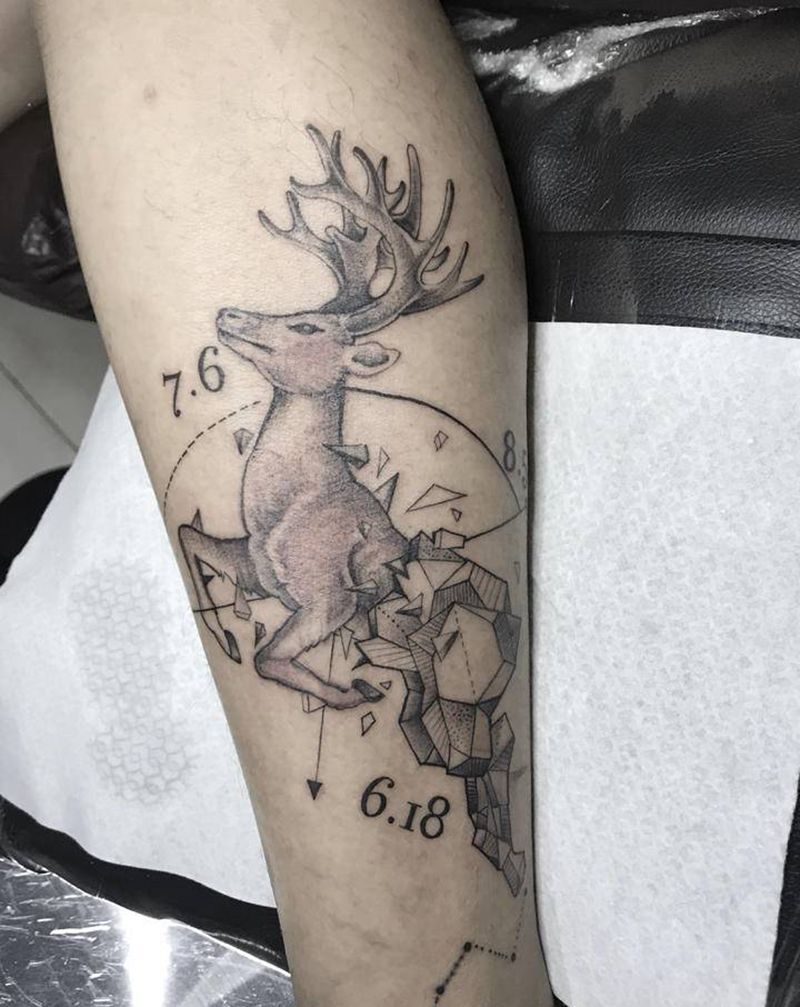 鹿 几何图纹身图片_几何纹身图案