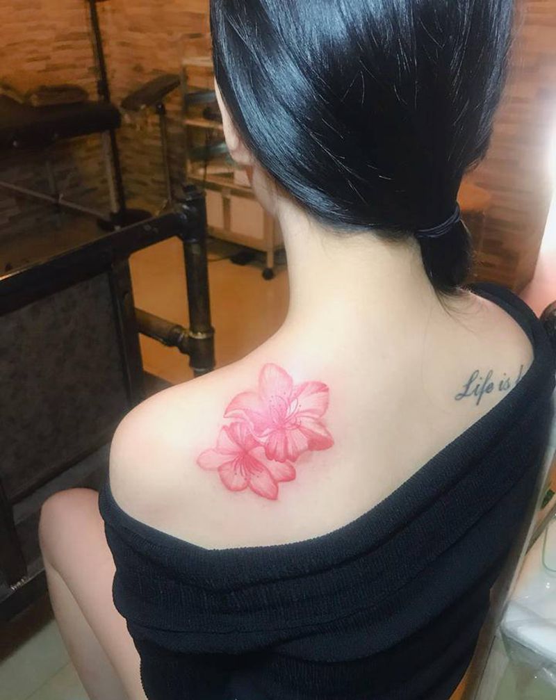 肩花纹身图片_肩部纹身图案