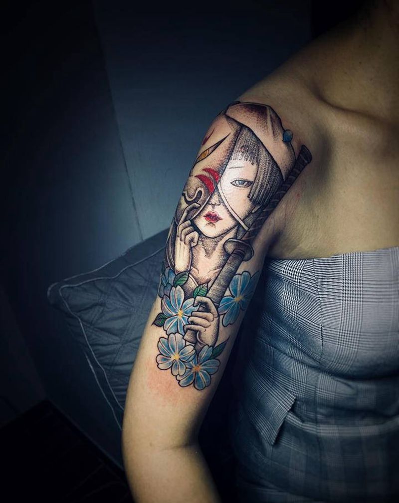 日式纹身图片_手部腿部新传统New School艺妓猫面具刀纹身图案