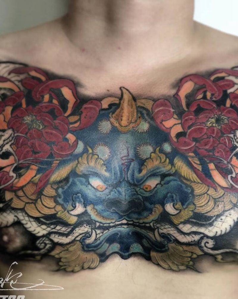 唐狮花胸纹身图片_胸部纹身图案