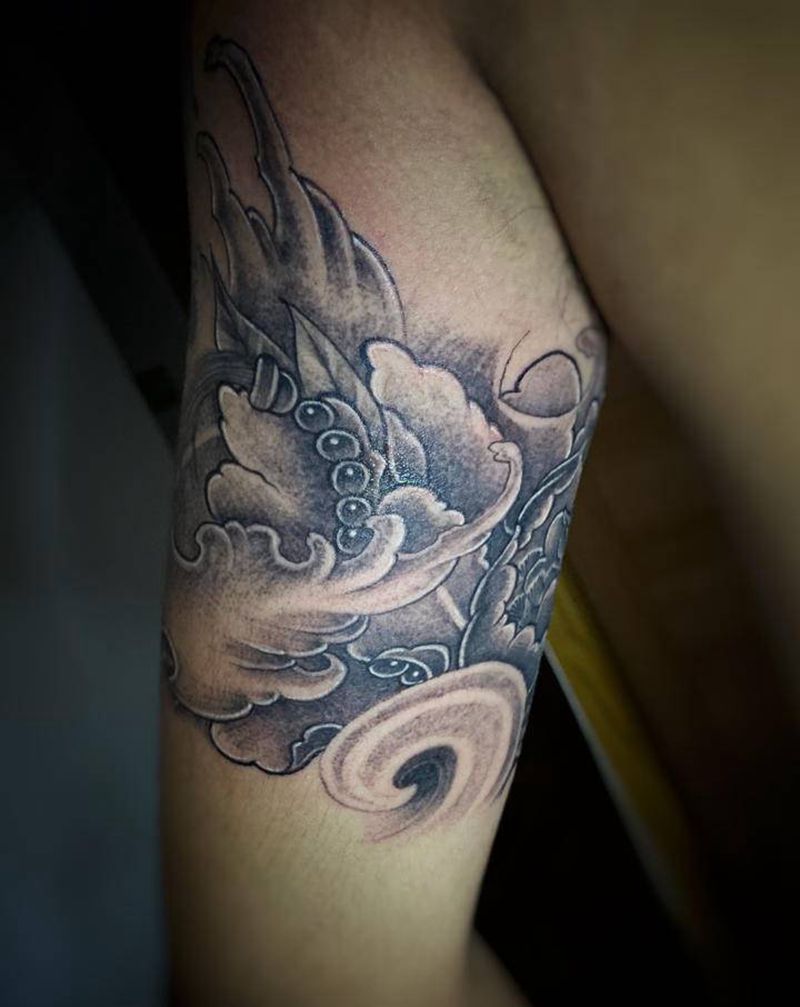 牡丹纹身图片_手臂腿部新传统点刺牡丹点刺牡丹纹身图案