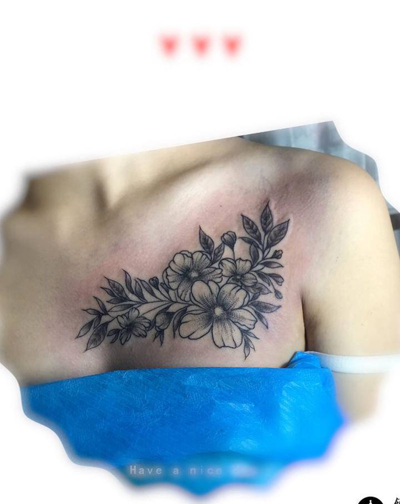 姐妹花纹身图片_胸部纹身图案