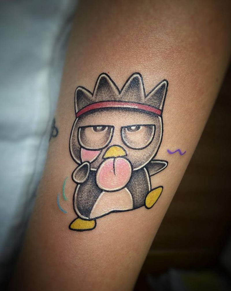 酷企鹅纹身图片_手臂New School水彩卡通彩色企鹅纹身图案