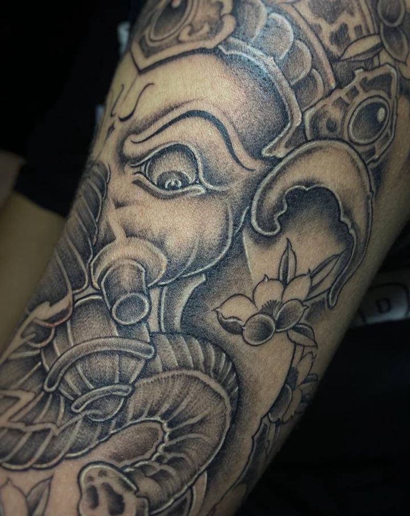 象神纹身图片_脚部手臂点刺新传统象神大臂半臂纹身图案