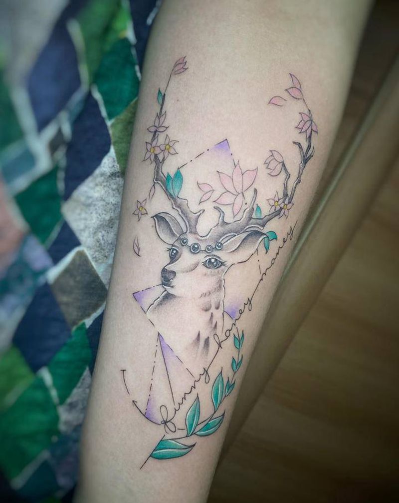 鹿纹身图片_手臂脚部水彩几何鹿几何纹身图案
