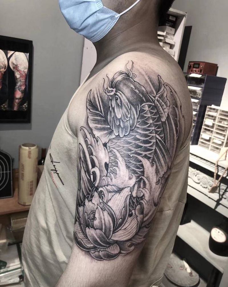 鲤鱼纹身图片_手臂纹身图案