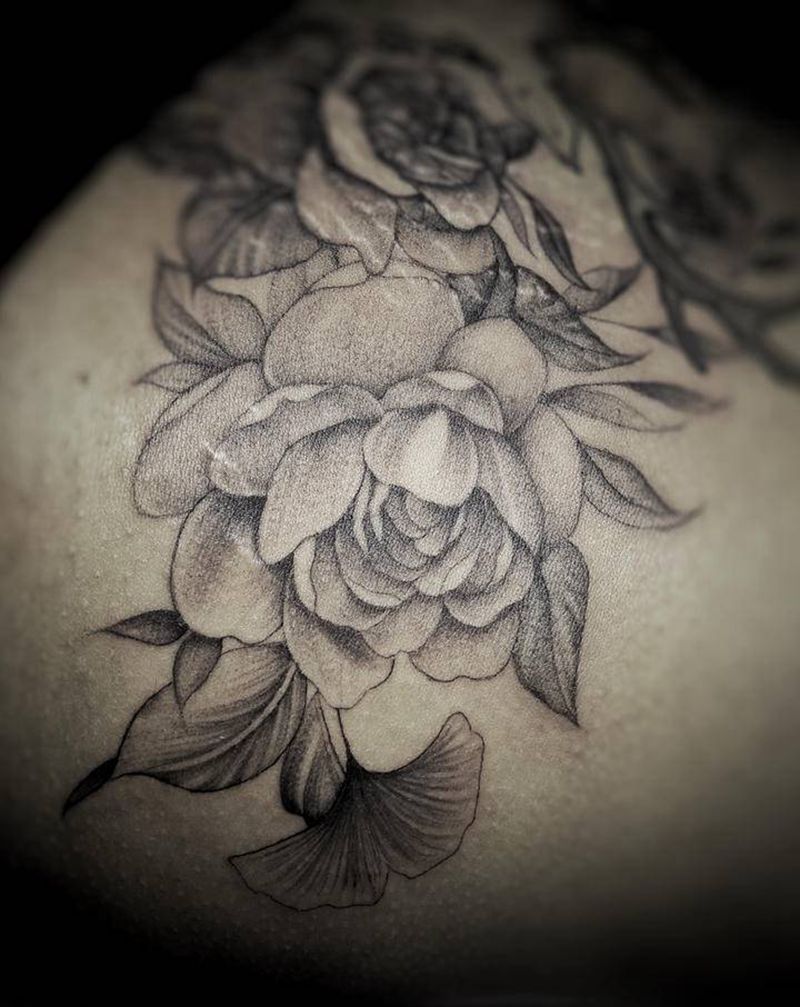 素花纹身图片_腹部手臂New School点刺素花遮盖妊娠纹纹身图案