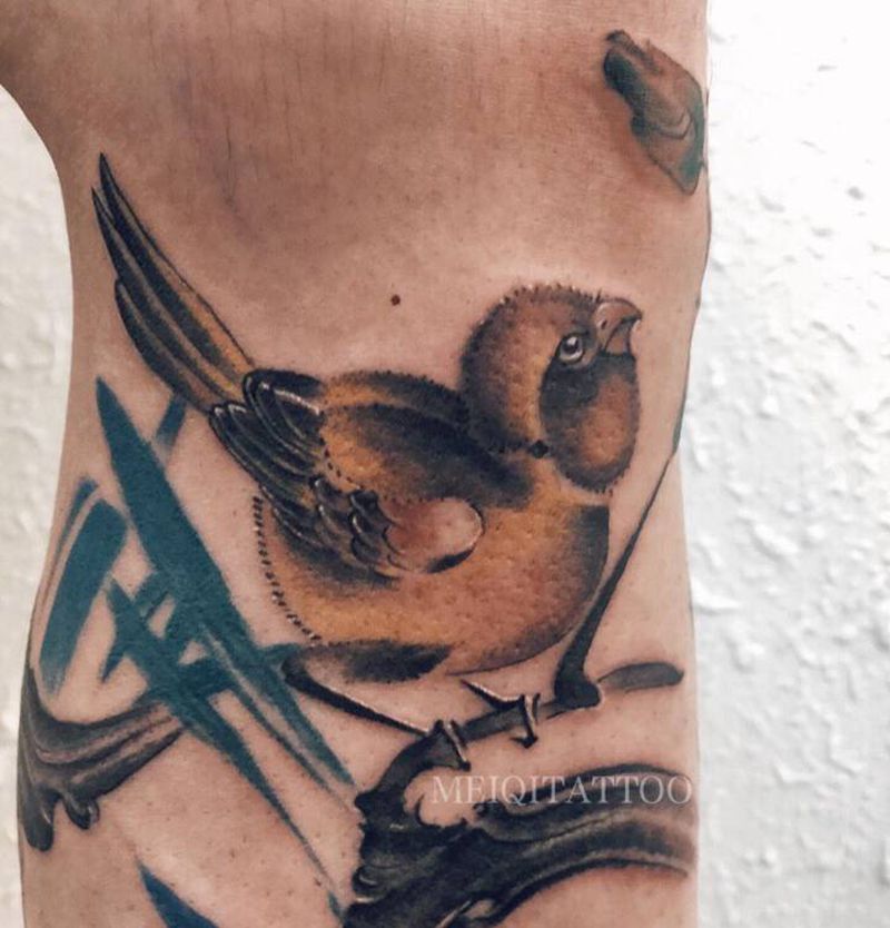 水墨纹身图片_脚部纹身图案