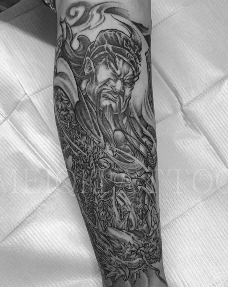 关公纹身图片_脚部纹身图案