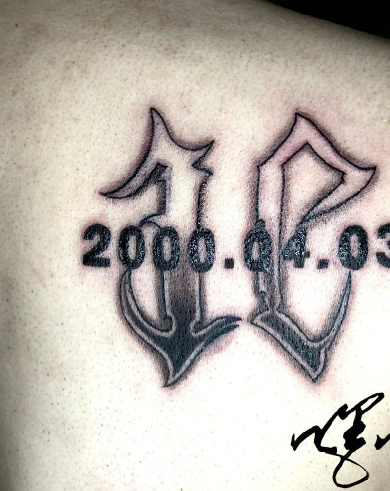 花体字纹身图片_肩部花体字花体字纹身图案