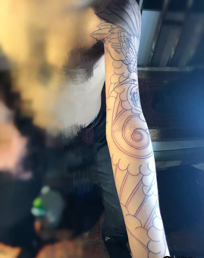 老传统花臂线条纹身图片_手臂纹身图案