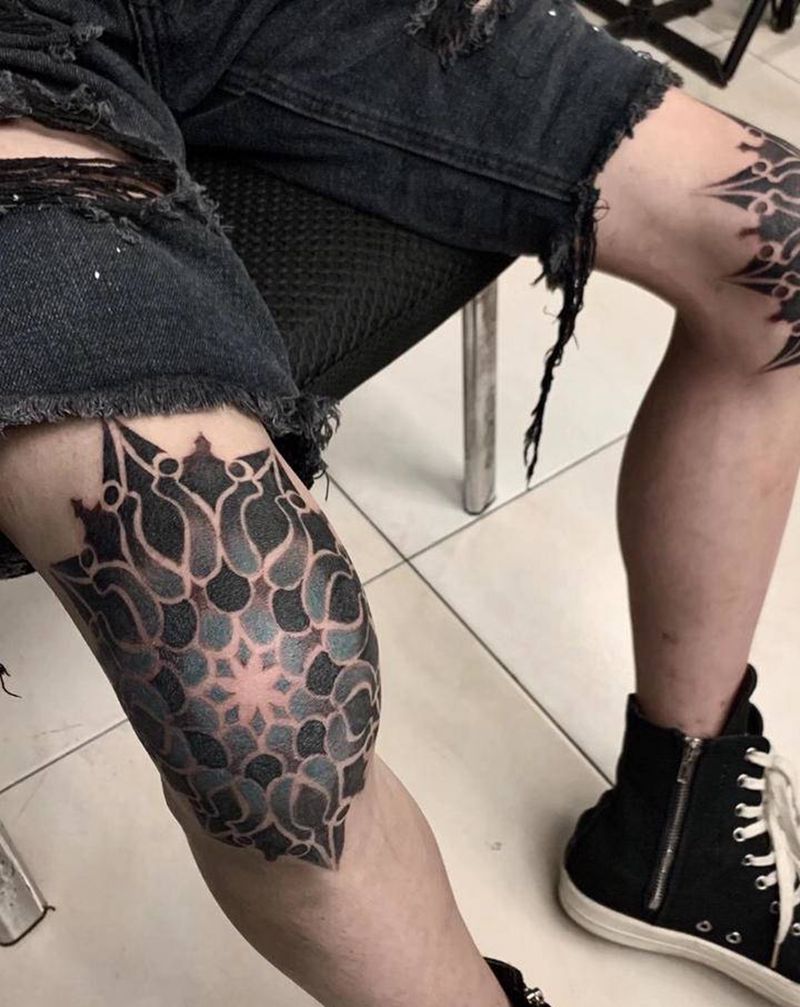爆膝纹身图片_腿部纹身图案