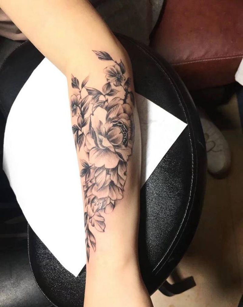 素花纹身图片_手臂纹身图案