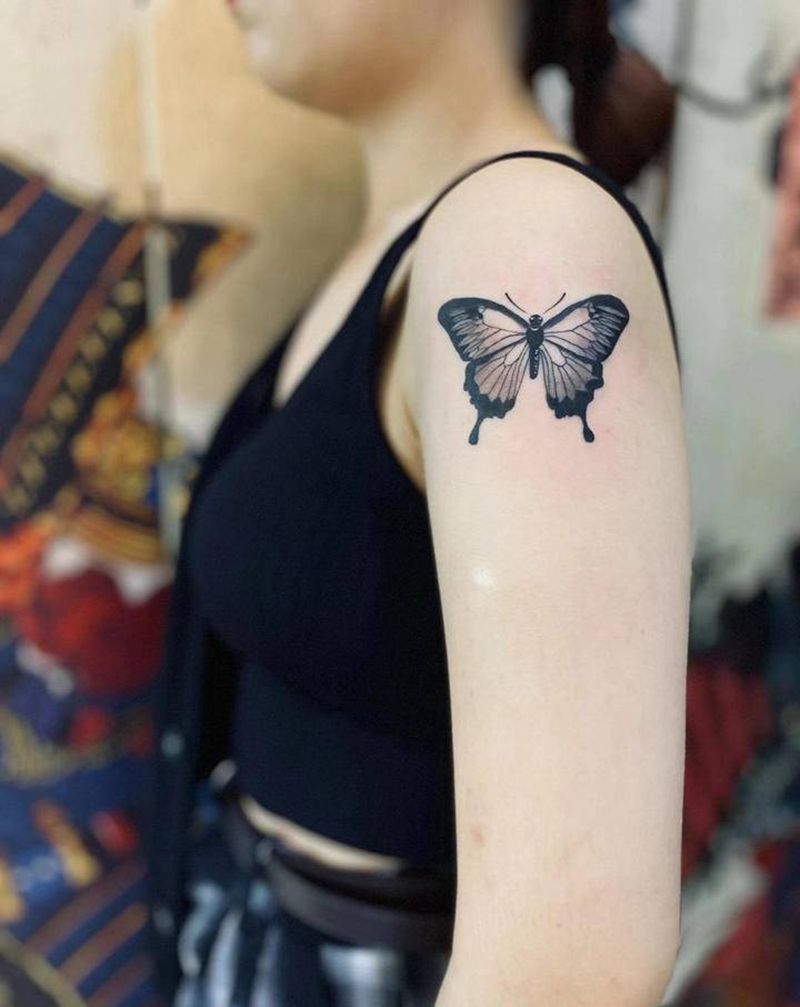 蝴蝶纹身图片_手臂纹身图案