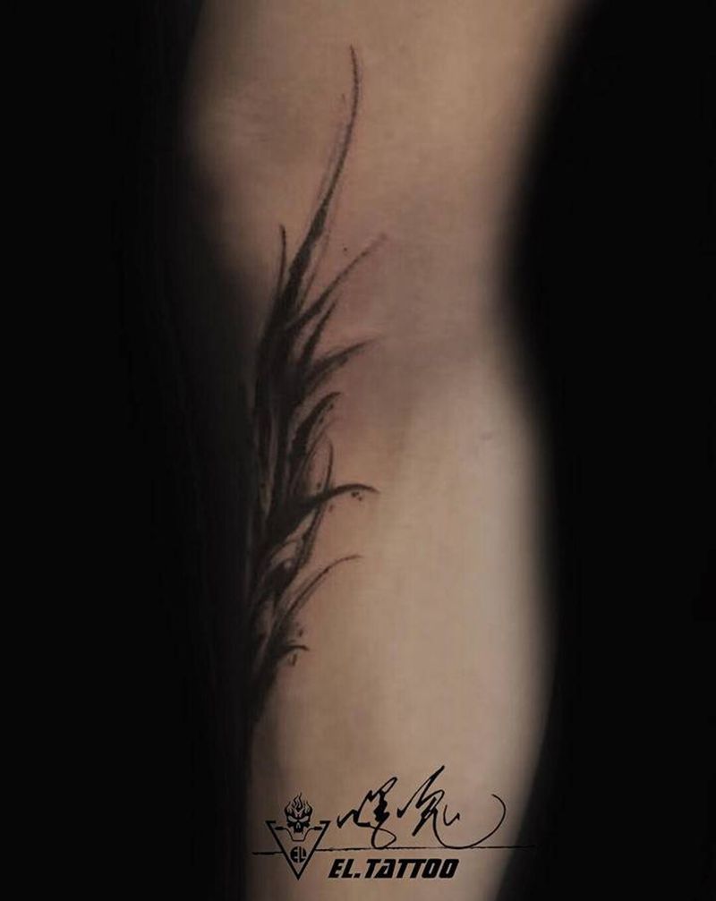 暗黑花体字纹身图片_腿部花体字花体字纹身图案