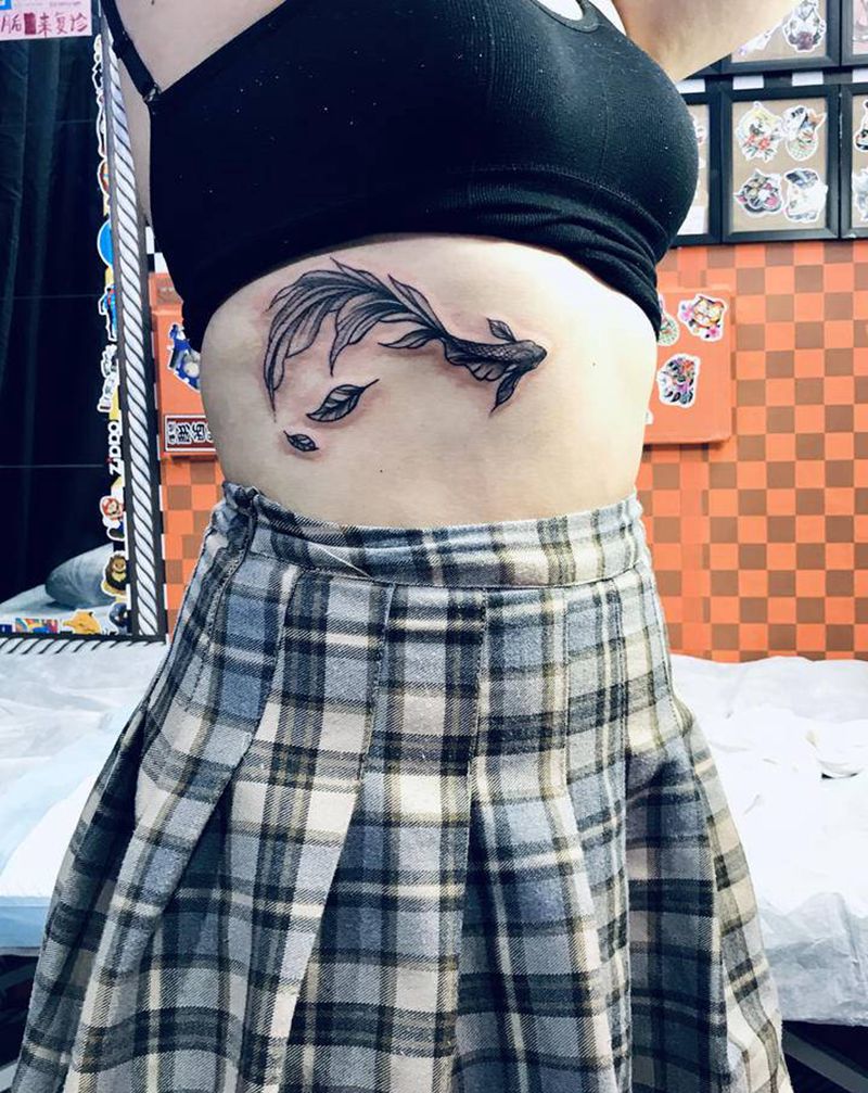 疤痕遮盖纹身图片_腹部纹身图案