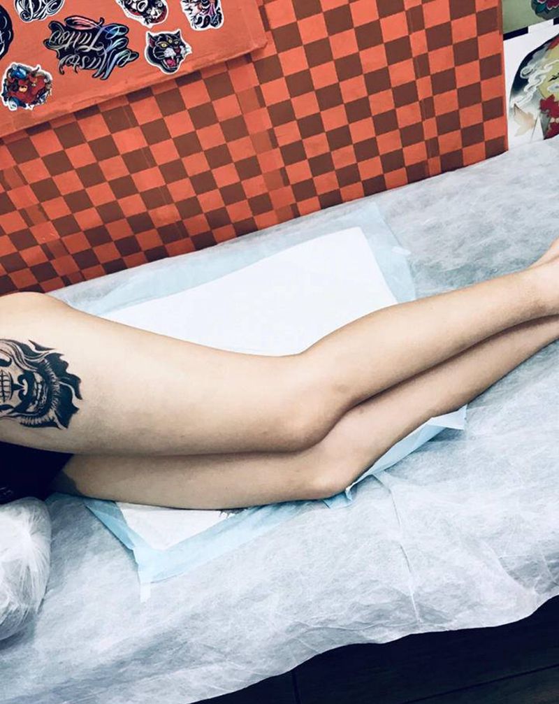 今天进度#明天继续纹身图片_臀部纹身图案