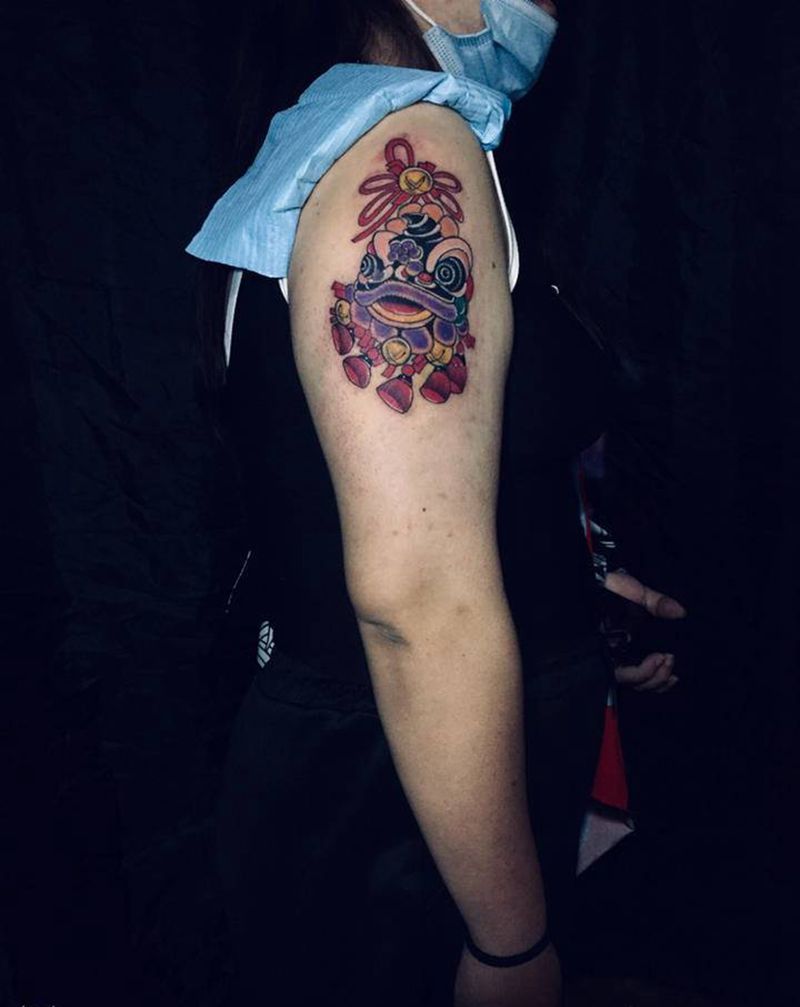 醒狮纹身图片_手臂纹身图案