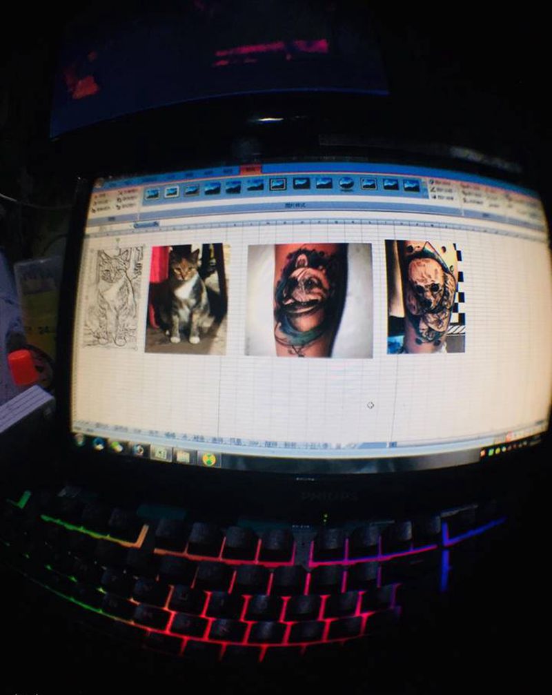 画个猫纹身图片_胸部纹身图案