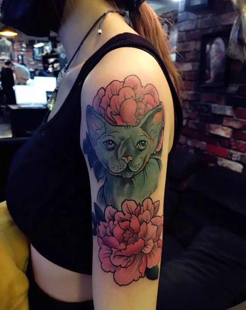 猫纹身图片_手臂New School纹身图案