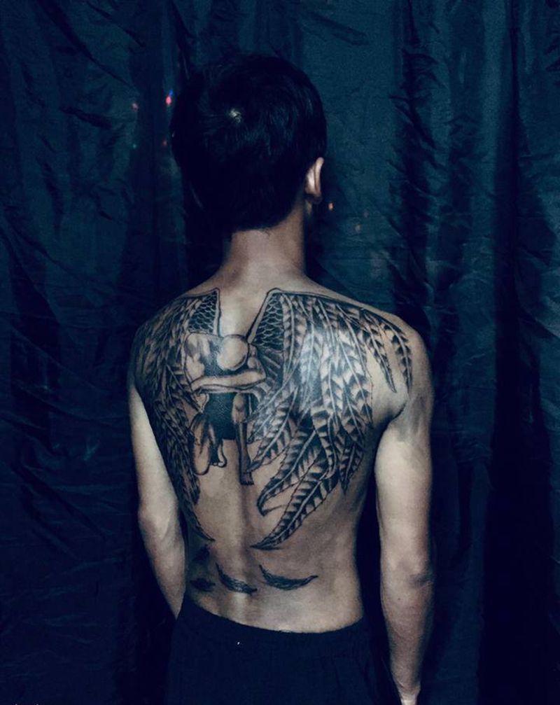 大背还没纹完纹身图片_背部纹身图案