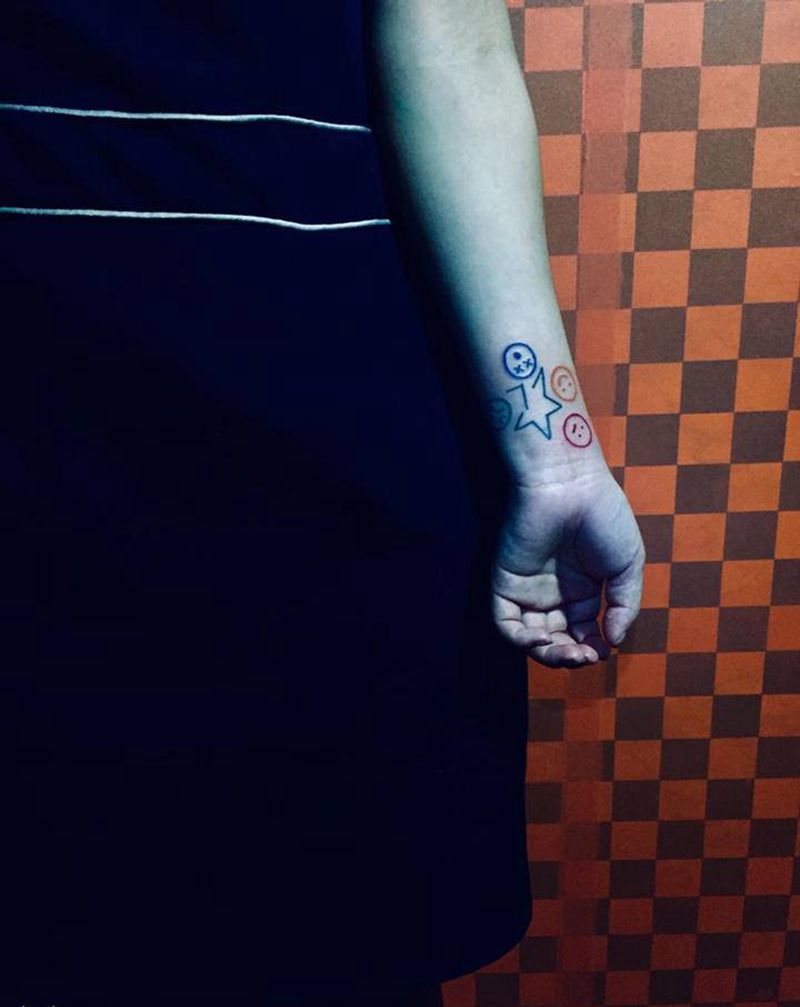 添加了表情纹身图片_手臂纹身图案