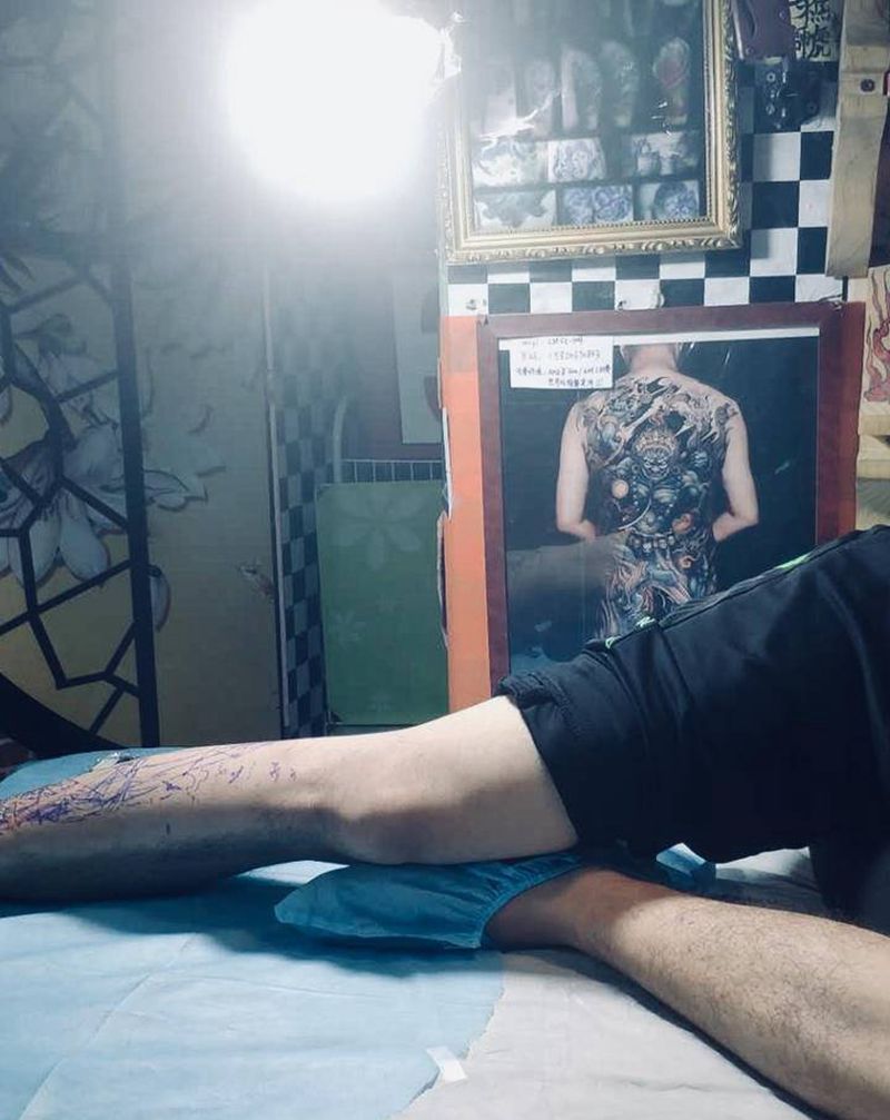 日常纹身图片_腿部纹身图案