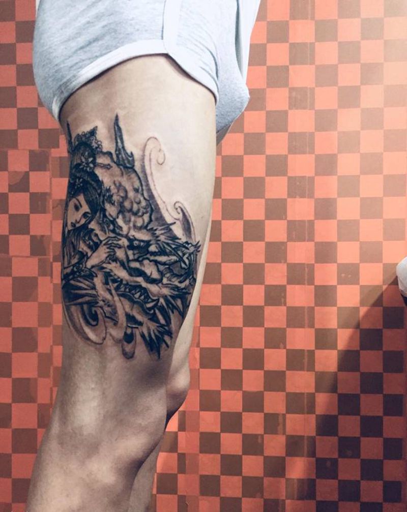 龙女纹身图片_腿部纹身图案