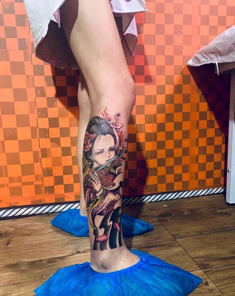 艺妓纹身图片_腿部纹身图案