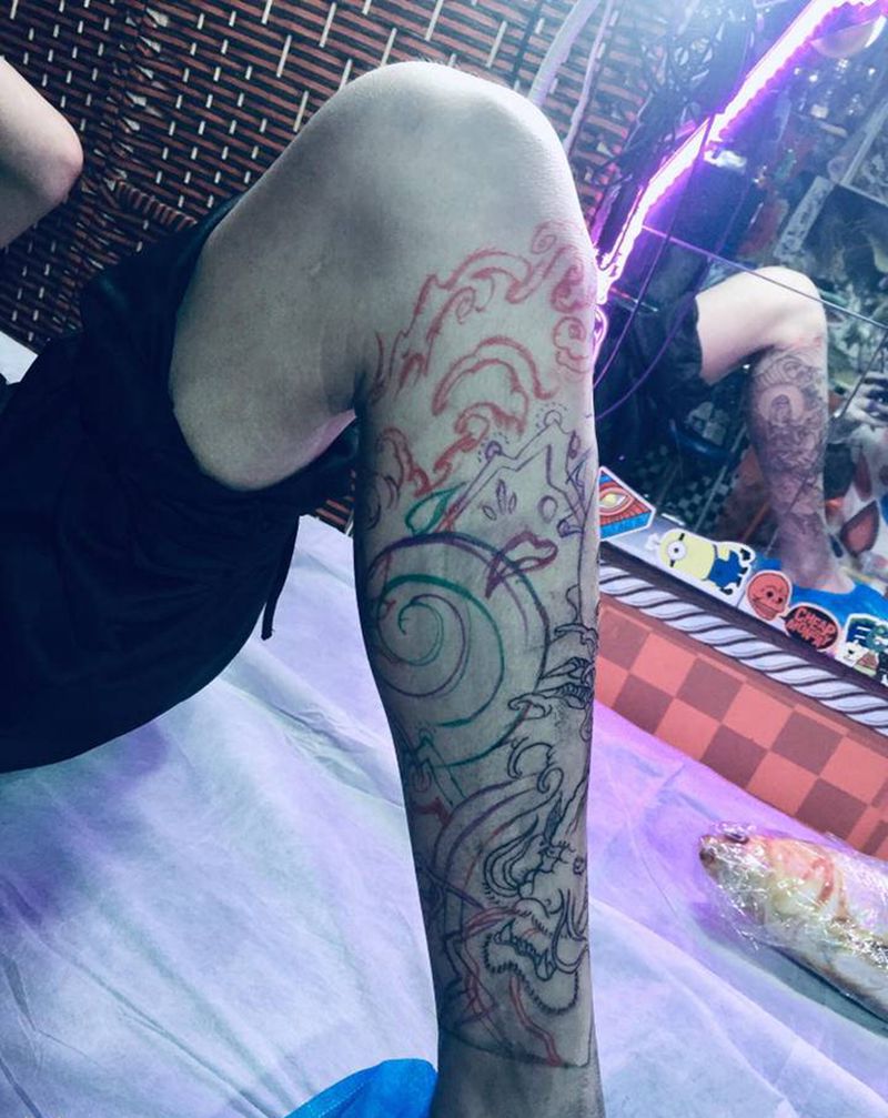 手绘部位纹身图片_腿部纹身图案