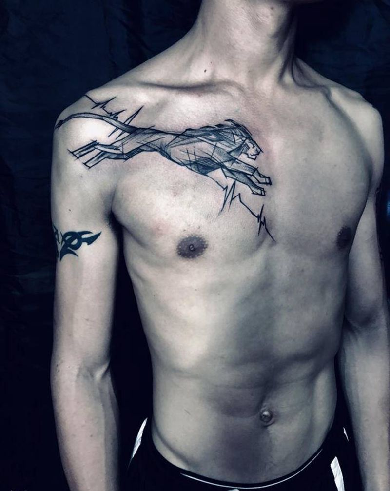 狮子纹身图片_胸部纹身图案