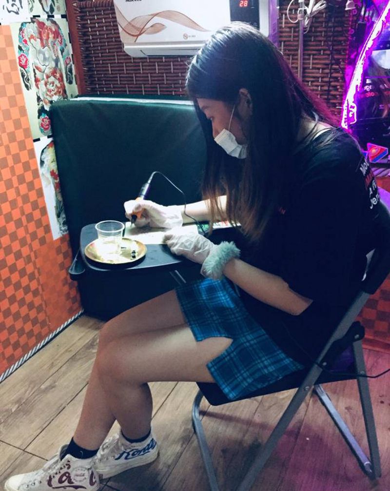 女队员纹身图片_手臂纹身图案