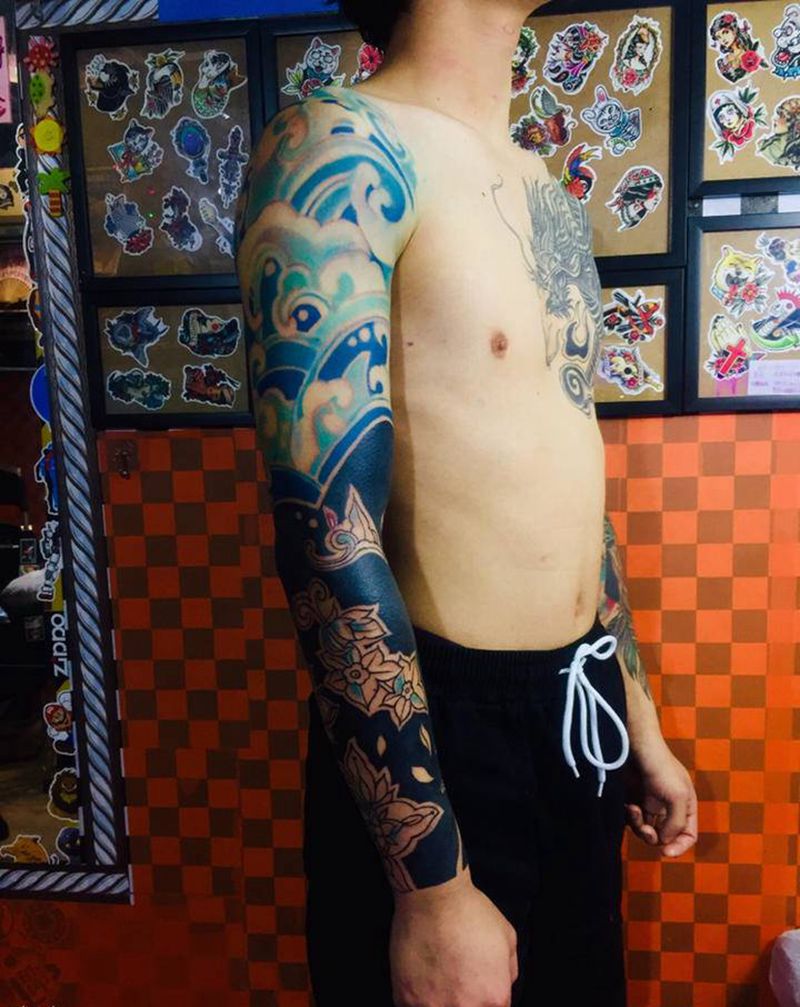 半条黑臂纹身图片_手臂纹身图案