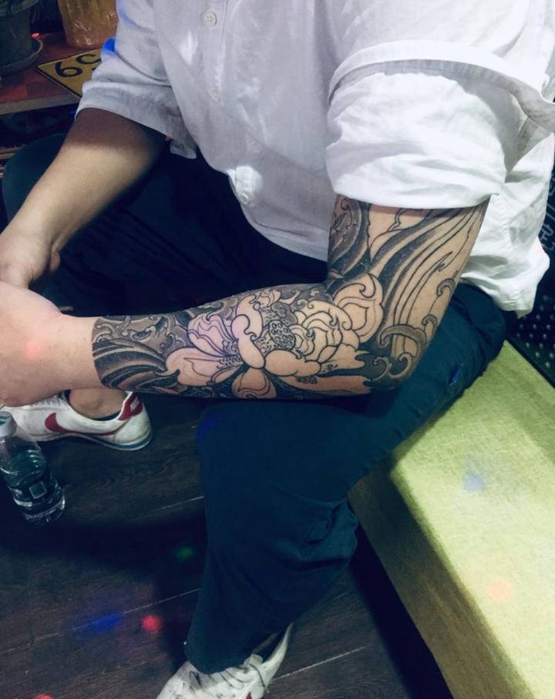 纹身第9天薄薄结痂纹身图片_手臂纹身图案