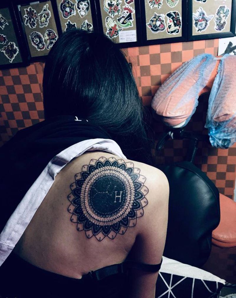 后背遮盖纹身图片_背部纹身图案