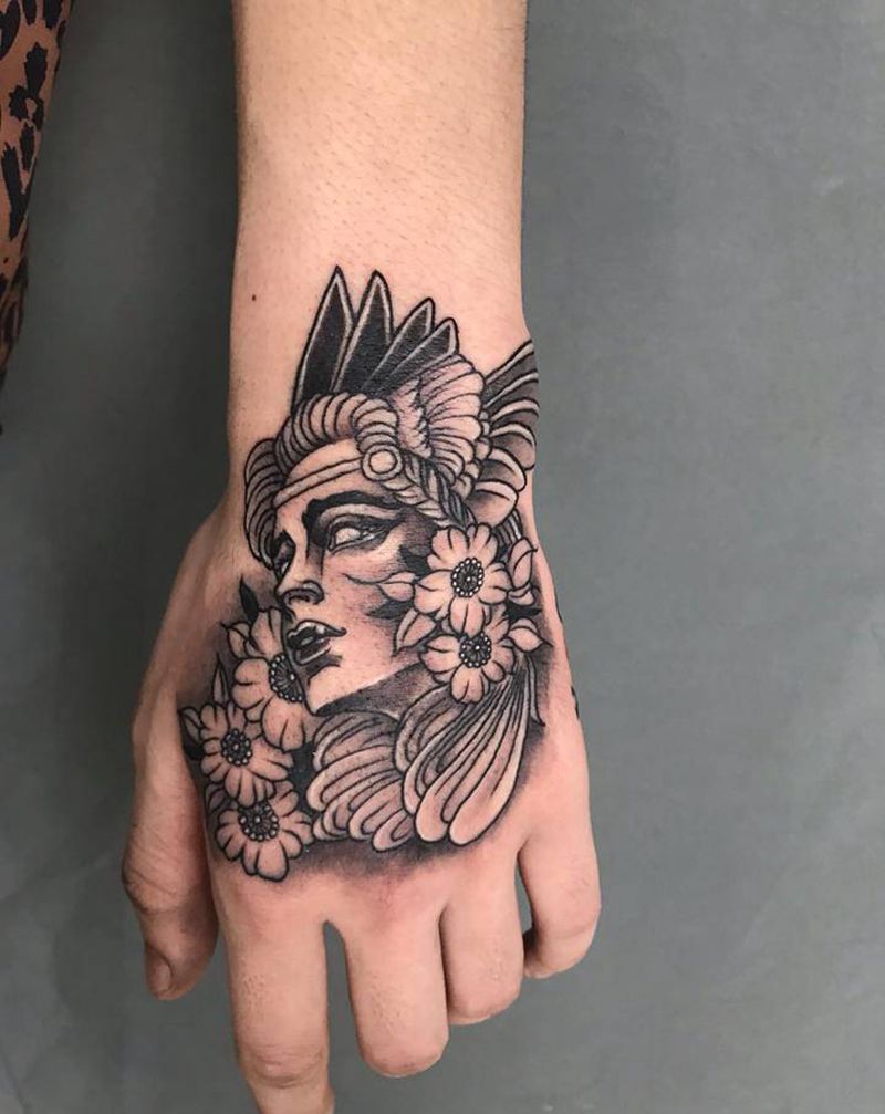 手背纹身图片_手部欧美写实纹身图案