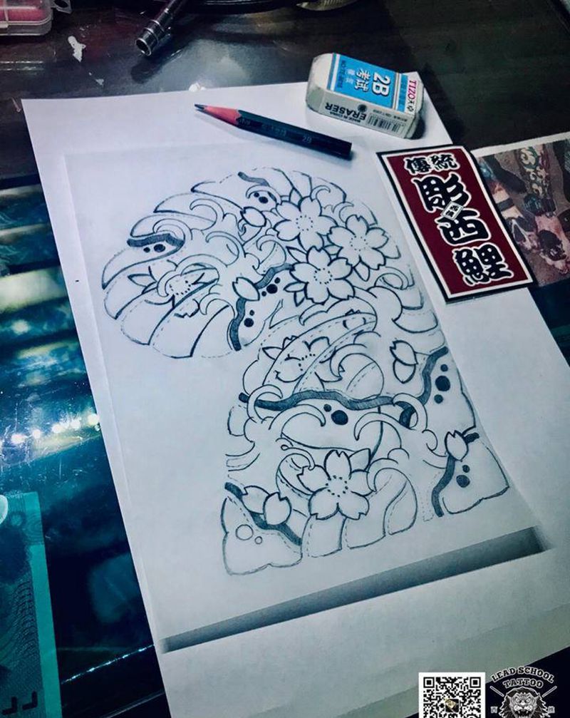 樱花半胛线稿纹身图片_胸部手臂纹身图案